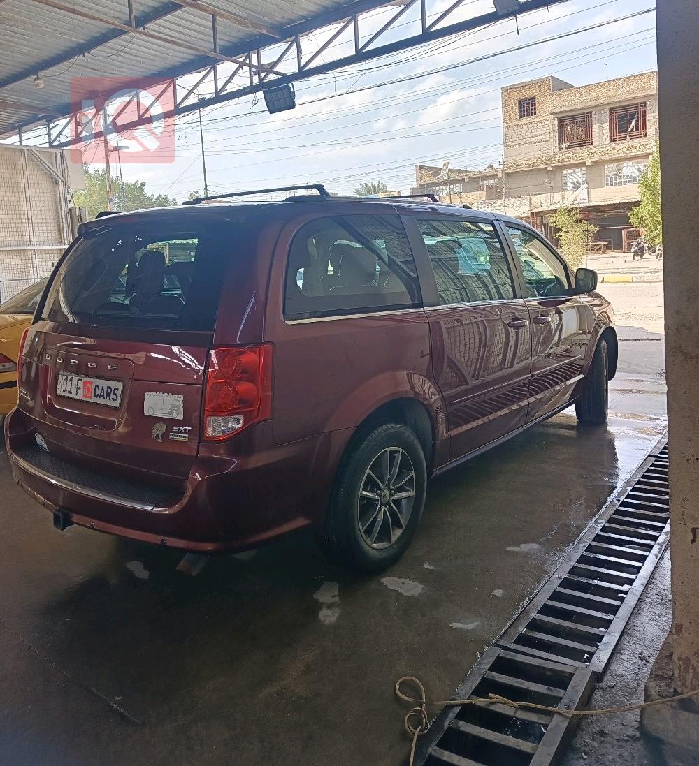 دودج جراند كارافان